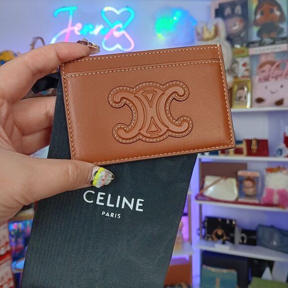 CELINE  Smooth Calfskin Cuir Triomphe Card Holder Tan - Picture 1 of 7